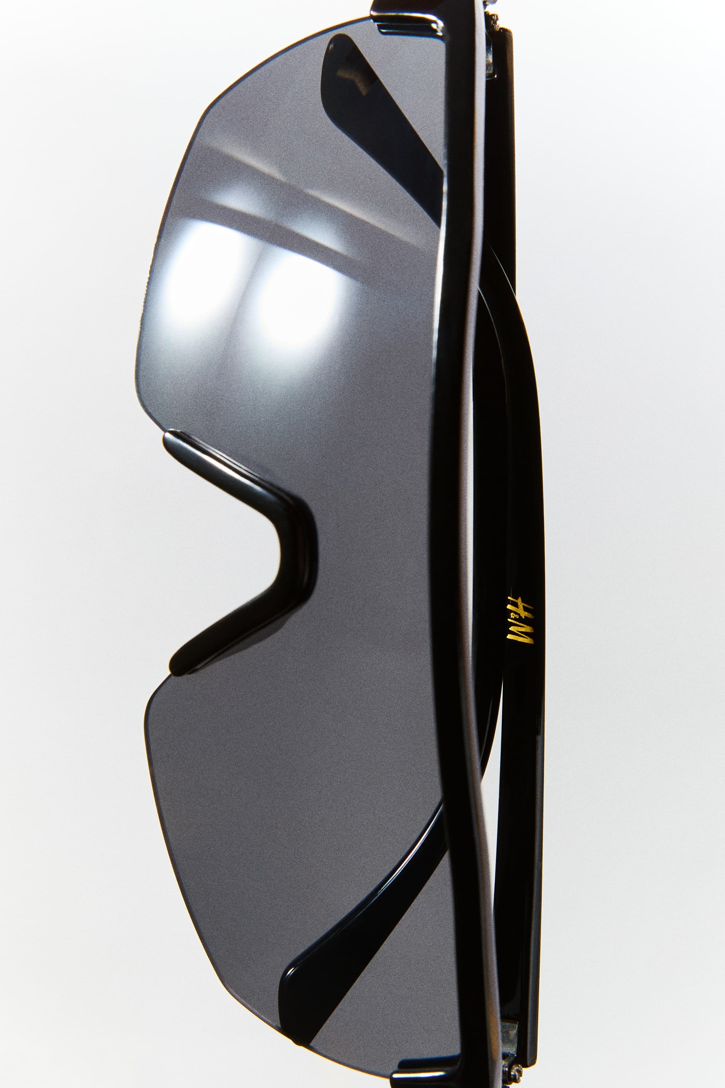 Солнцезащитные очки с принтом
