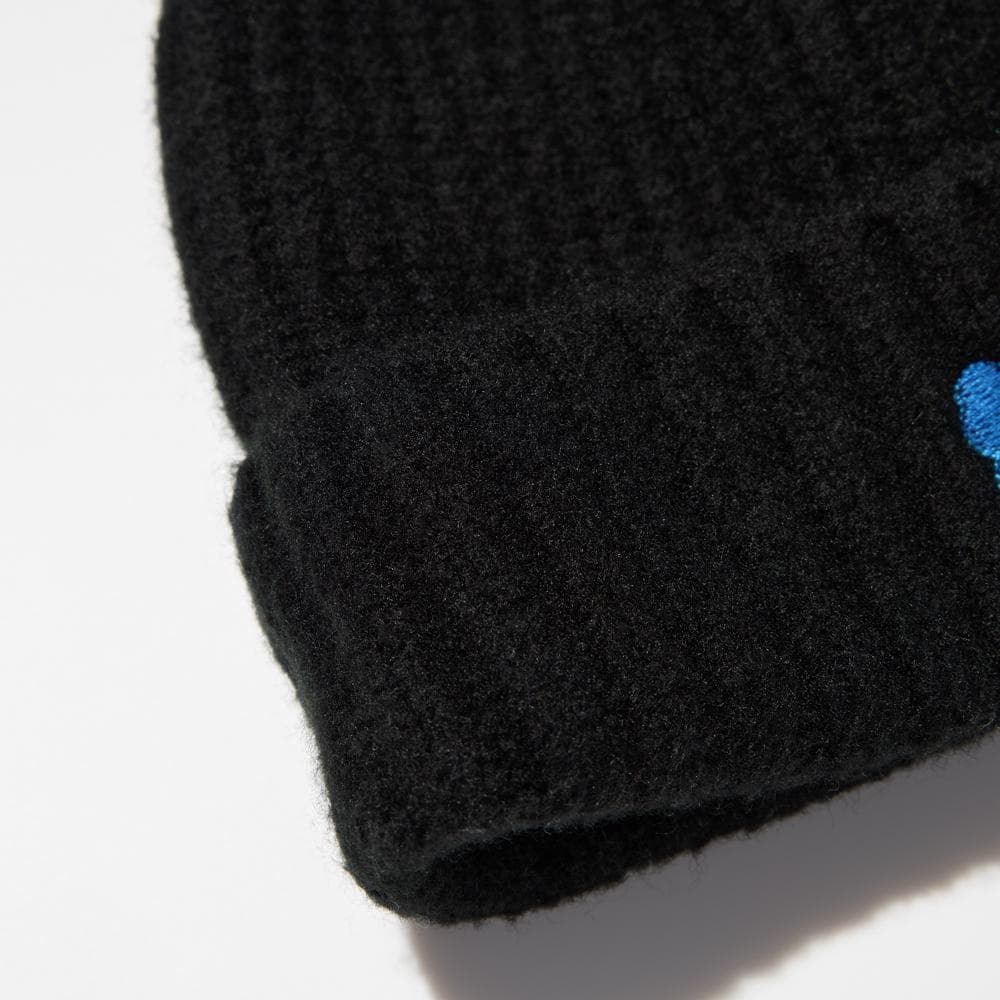 Трикотажная шапка HEATTECH из пряжи суфле: особенности модели