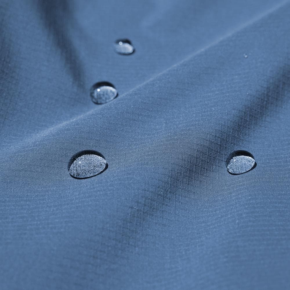 Куртка UV Protection с капюшоном: особенности модели