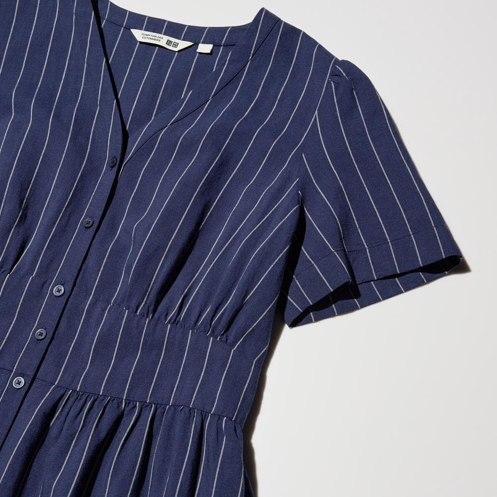 Льняное платье в полоску с коротким рукавом: особенности модели