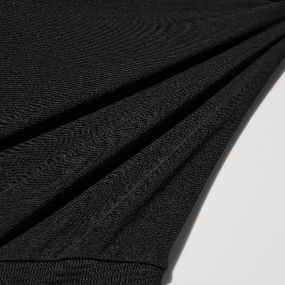 Флисовая куртка с капюшоном на молнии: особенности модели