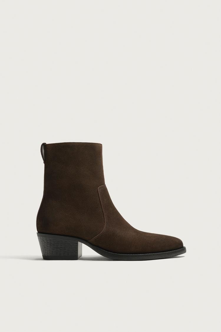 Кожаные ботинки с острым мысом